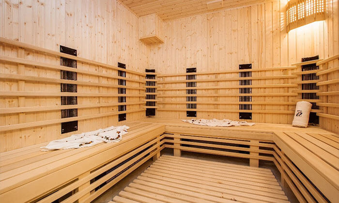 6 חופשה בוורנה במלון 5* קזינו International ע"ב חצי פנסיון, כולל טיסות והעברות - גם בחנוכה ובכריסמס