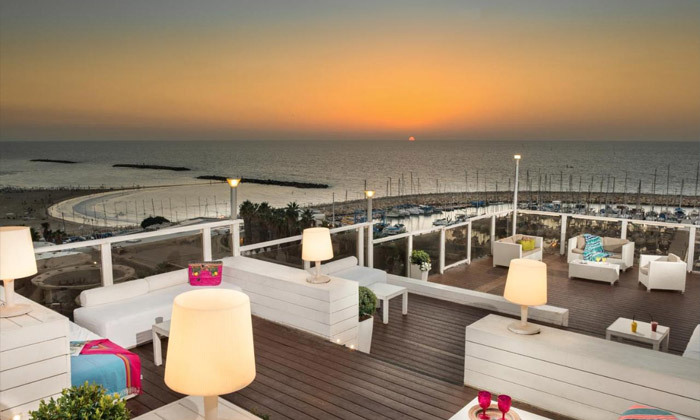 2 חופשה בוטיקית בתל אביב: לילה במלון לאונרדו ארט מרשת פתאל, כולל עיסוי או סיור סגוויי