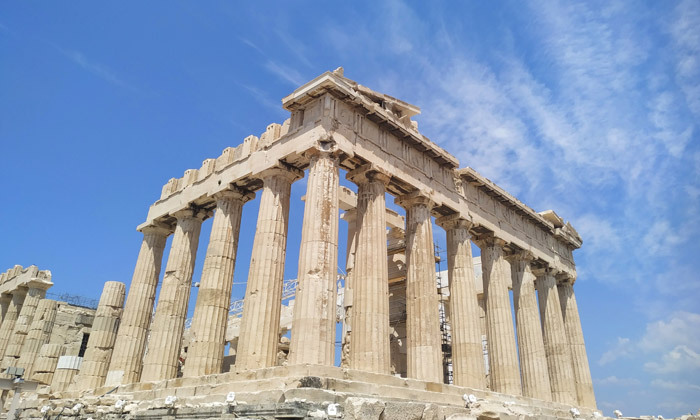 9 חגיגה יוונית באתונה: 5 ימים בטיול מאורגן עם טיסות ישירות, מלון מרכזי וערב מהנה בטברנה