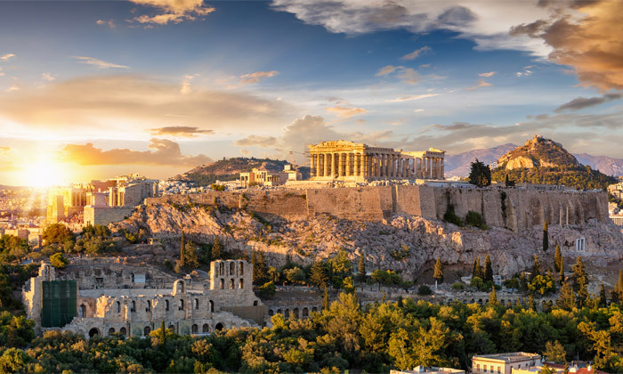 1 חגיגה יוונית באתונה: 5 ימים בטיול מאורגן עם טיסות ישירות, מלון מרכזי וערב מהנה בטברנה