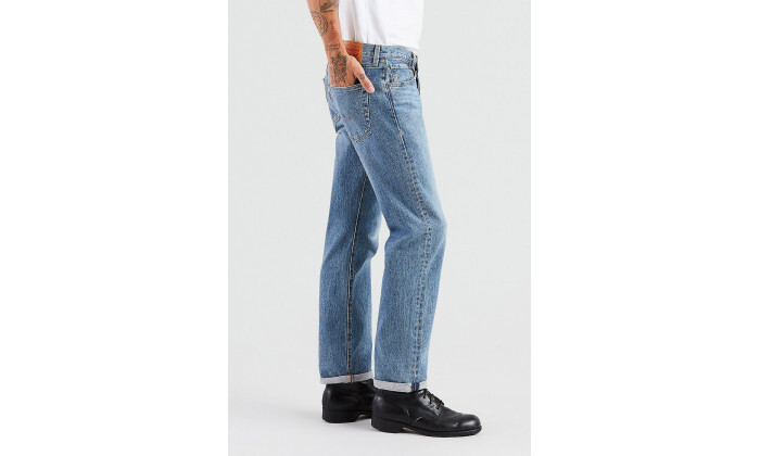 4 מכנסי ג'ינס לגברים ליוויס Levis דגם 501 בצבע תכלת
