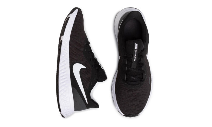 6 נעלי ריצה לגברים נייקי Nike דגם Revolution 5 - צבעים לבחירה
