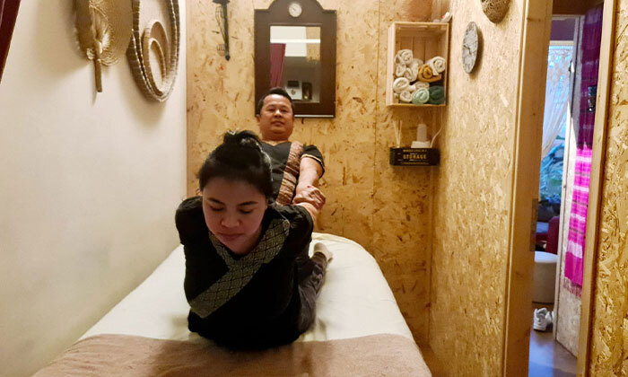 12 עיסוי תאילנדי לבחירה בקליניקת Yoyo Thai Massage, תל אביב