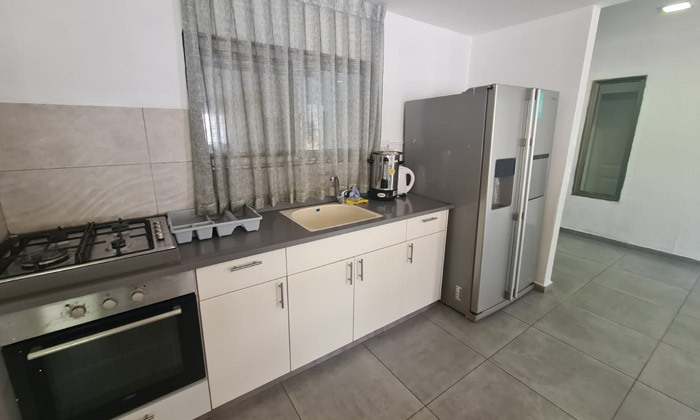 6 רשת וי קלאב: חופשה בווילה גרנדה עם בריכה מקורה ומחוממת לעד 14 אורחים, מושב גורן