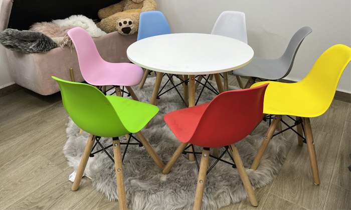 3 סט שולחן בצבע לבן ו-4 כיסאות במבחר צבעים לחדר ילדים