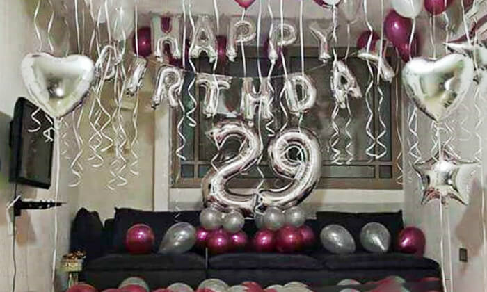4 חנות קנדי קראש - חבילת יום הולדת עם עשרות בלונים