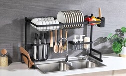 מתקן לייבוש כלים ולארגון הכיור