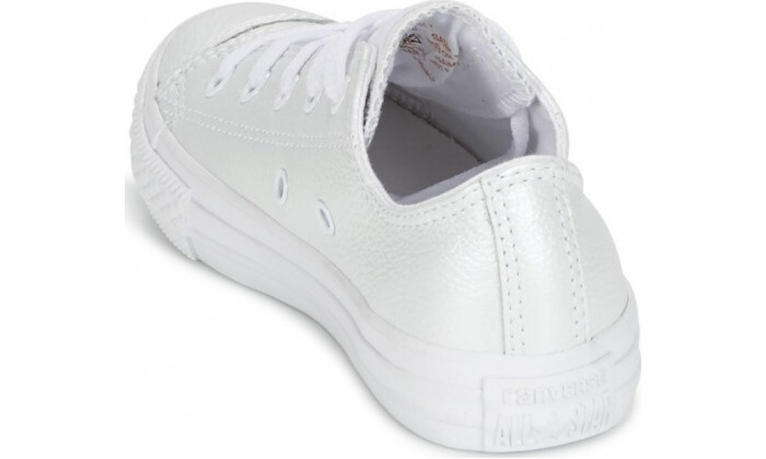 4 נעליים לילדים CONVERSE מסדרת Chuck Taylor - לבן