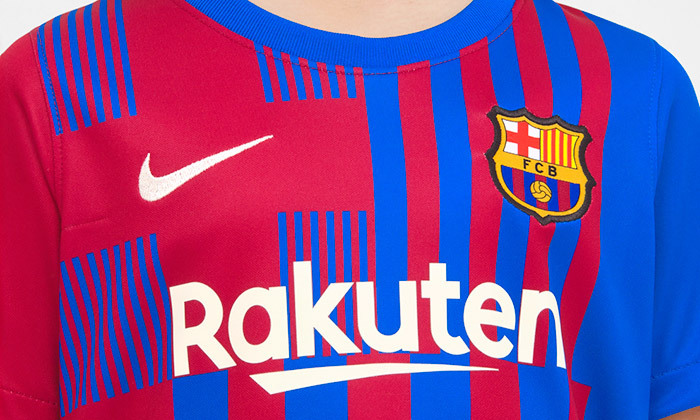 3 חליפת ברצלונה לגיל 6-14 Nike FC Barcelona