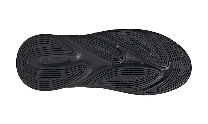 5 נעלי ספורט לגברים אדידס adidas דגם OZELIA בצבע שחור