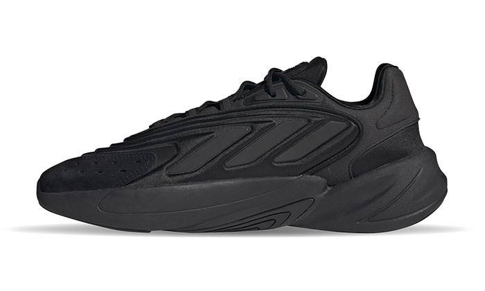 6 נעלי ספורט לגברים אדידס adidas דגם OZELIA בצבע שחור