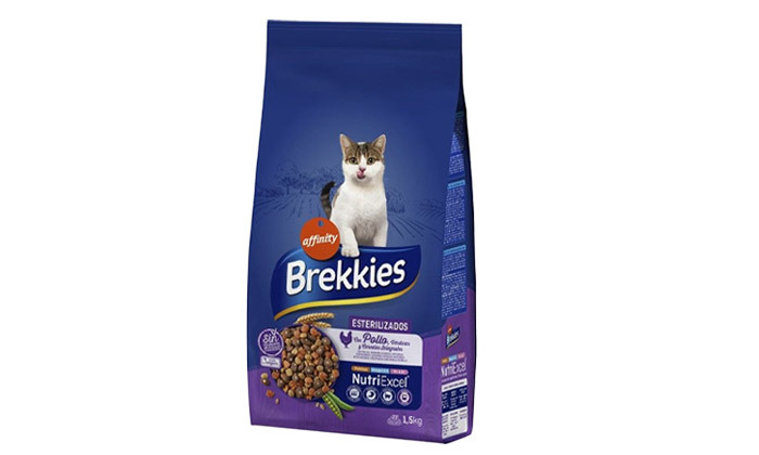3 אניפט: 3 שקי מזון לחתולים Brekkies במשקל 1.5 ק"ג (סה"כ 4.5 ק"ג)