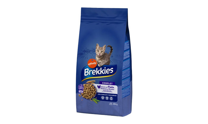 3 אניפט: 2 שקי מזון לחתולים Brekkies במשקל 15 ק"ג (סה"כ 30 ק"ג)