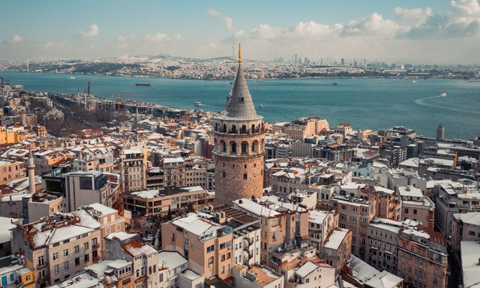 4 4 לילות באיסטנבול: חופשה במלון מרכזי לבחירה, טיסות ישירות, העברות וארוחות בוקר - כולל סופ"ש
