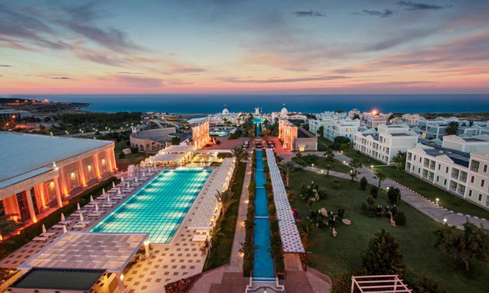 6 זה הזמן לחופשה בקפריסין הצפונית: 3-7 לילות במלון 5* אולטרה הכל כלול עם קזינו ופארק מים - גם בסוכות