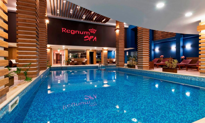 4 חופשת קיץ מיוחדת בבנסקו שלמרגלות הרי פירין: 6 לילות במלון 5* ע"ב חצי פנסיון עם מגלשות מים