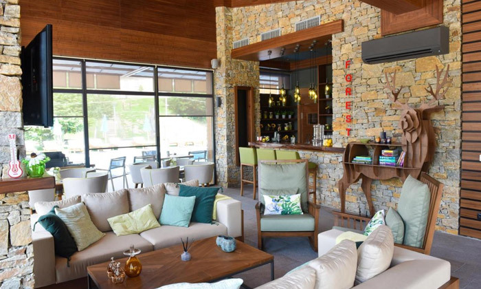 7 חופשת קיץ מיוחדת בבנסקו שלמרגלות הרי פירין: 6 לילות במלון 5* ע"ב חצי פנסיון עם מגלשות מים