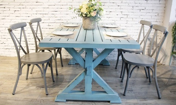 5 שולחן אוכל וינטג' מאלומיניום, דגם רטרו בצבע שמנת