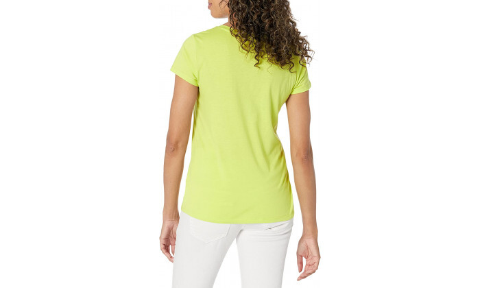 3 חולצת וי לנשים Calvin Klein דגם Foil Monogram Logo - צהוב