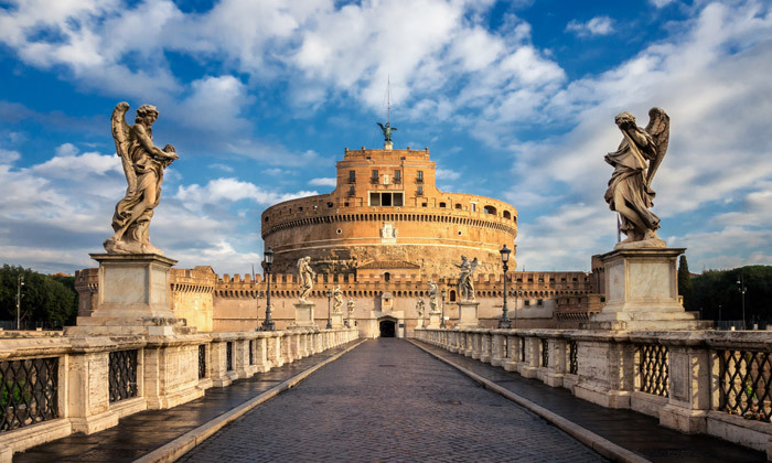 3 חופשת קיץ בניחוח אספרסו: 4 לילות במלון מרכזי ברומא עם טיסות ישירות וארוחות בוקר - כולל סופ"ש