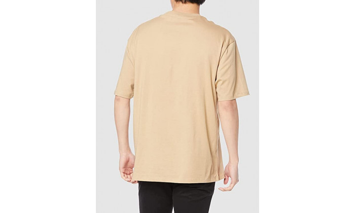 4 חולצת טי שירט לגברים Calvin Klein בצבע בז'