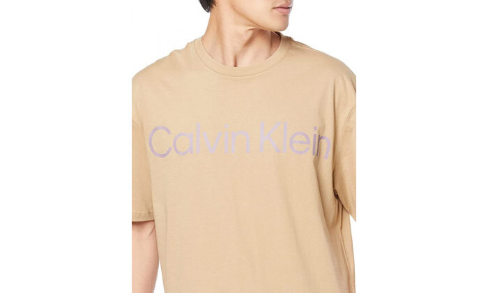 5 חולצת טי שירט לגברים Calvin Klein בצבע בז'
