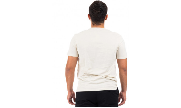 3  חולצת טי שירט לגברים Calvin Klein, דגם S/S Monogram W/AOP Logo בצבע בז'