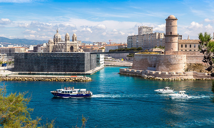 24 קיץ בריביירות האירופיות: 8 ימי קרוז על ספינת MSC World Europa כולל טיסות אל על ומלון בברצלונה