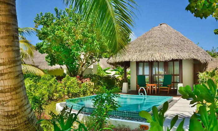 6 חופשה טרופית באיים המלדיביים: 6 לילות במלון 5* מרשת Sheraton כולל טיסות והעברות - גם בראש השנה
