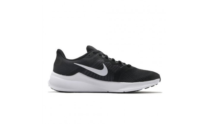 3 נעלי ריצה נייקי Nike לנשים דגם Downshifter 11 בצבע שחור-לבן