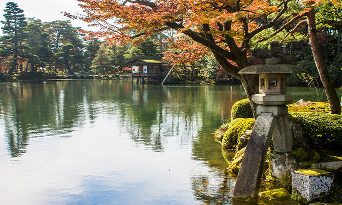 12 בין ערים מודרניות למקדשים עתיקים: 15 ימי טיול מאורגן ביפן, כולל סדנת סושי, טיסות וסיורים