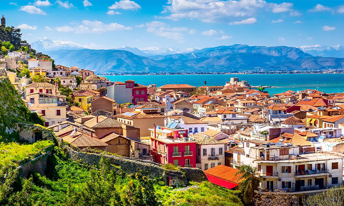 9 מאורגן יווני: 5 ימי טיול באתונה כולל סיור קולינרי, ביקור באקרופוליס, טיסות וכבודה