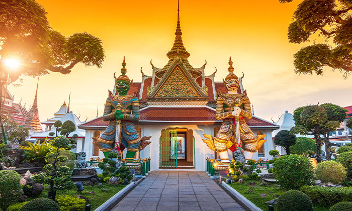 2 בין מקדשים וחופים: 14 ימי טיול מאורגן בתאילנד כולל מופע פולקלור, שיט נהרות וטיסות אל על ישירות