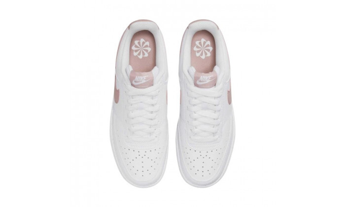 5 נעלי סניקרס Nike לנשים ונוער דגם Court Vision Low Next Nature - לבן/ורוד