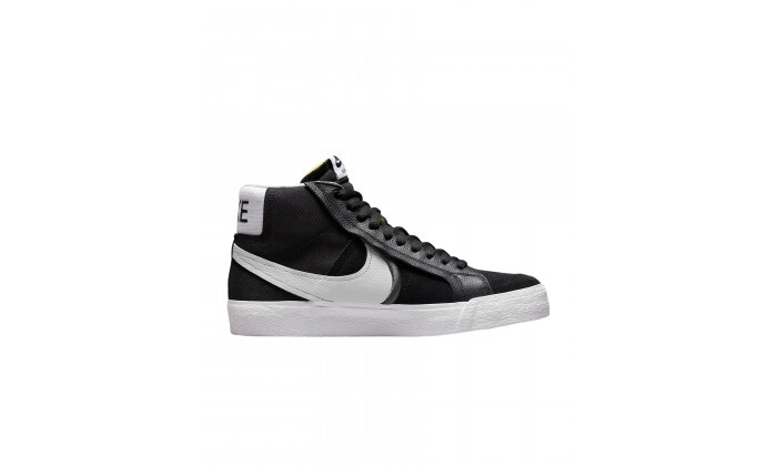 4 נעלי סניקרס Nike לגברים דגם SB Zoom Blazer Mid Premium Plus - שחור-לבן