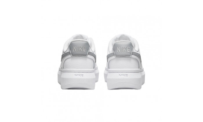3 נעלי סניקרס Nike לנשים ונוער דגם Court Vision Alta - לבן