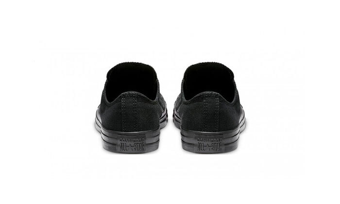 5 נעלי סניקרס Converse לגברים בדגם Chuck Taylor All Star Ox