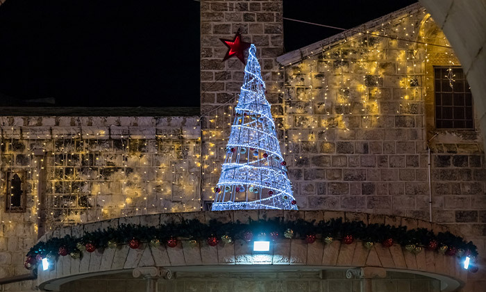 16 סופ"ש באווירת כריסמס בנצרת: 2 לילות במלון בוטיק רמדה אוליבייה, כולל סיור טעימות או ארוחת ערב