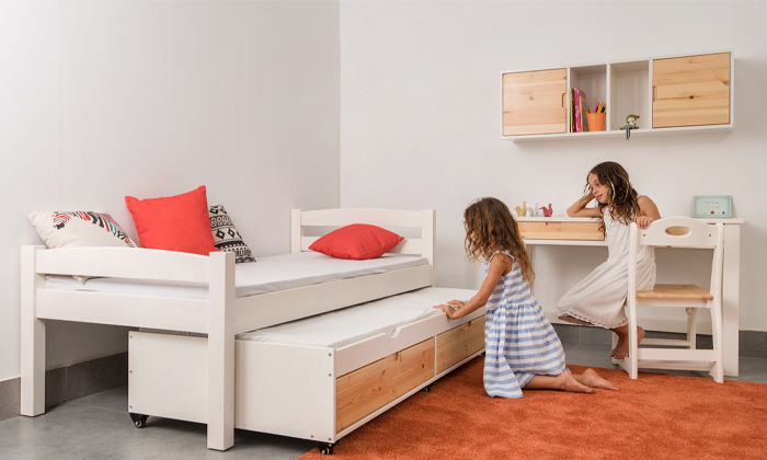 מיטה לילדים עם מיטת חבר מעץ מלא Highwood דגם יהלי