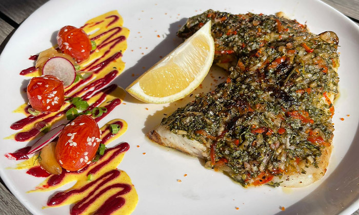 5 ארוחת דגים זוגית עם יין במסעדת גאטוס על המים הכשרה, אשקלון