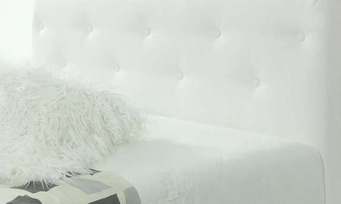 6 שמרת הזורע: מיטה מרופדת דגם 'אנה' עם מזרן וארגז מצעים - מידות לבחירה , כולל כרית מתנה